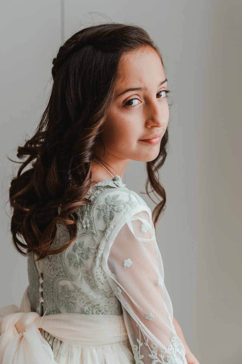 Foto portada vestido de comunión niña - Foto 15
